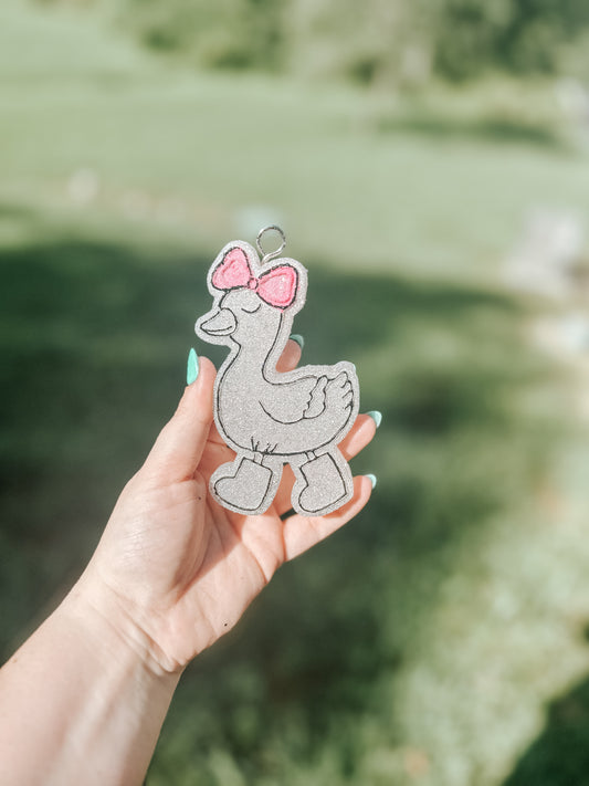 Goose w Bow