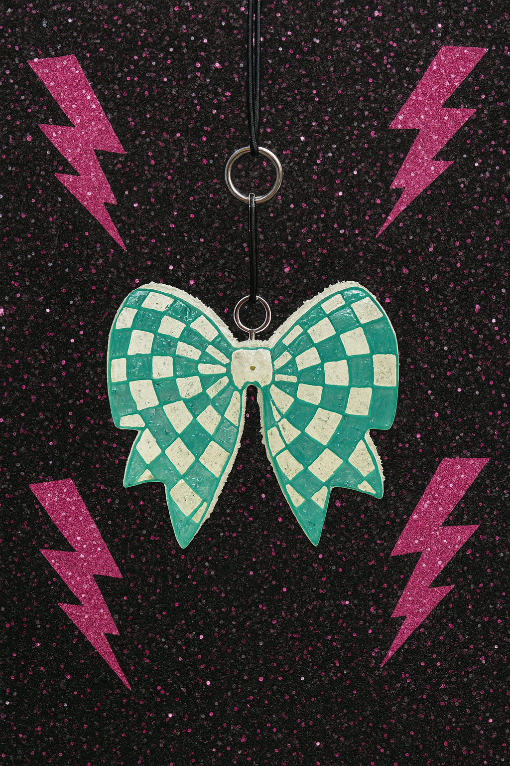 Checkered Bow
